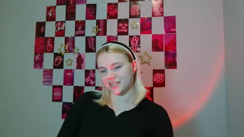 Leyla online show from November 2025 09:36:01 AM