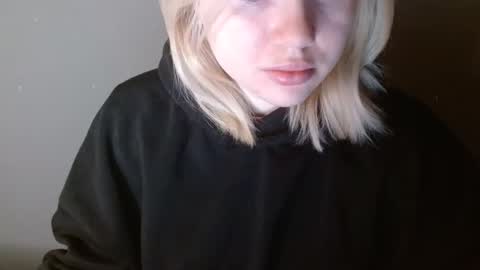 Leyla online show from February 2026 06:42:01 AM