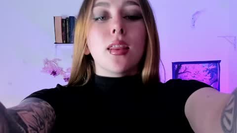 Leyla Miller online show from June 2026 03:36:01 PM
