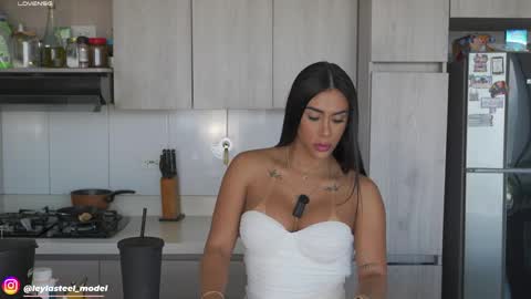 INSTA leylasteel model         online show from May 2026 01:50:01 PM