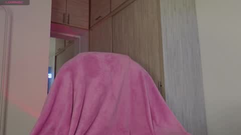 Jessica online show from September 2025 06:35:01 PM