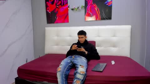lia78couple online show from July 2026 10:01:02 PM