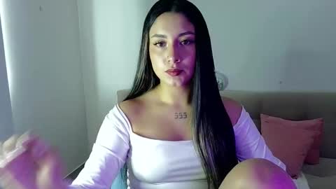 Lia  online show from February 2026 04:38:02 PM