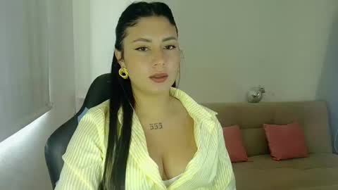 Lia  online show from July 2026 04:49:02 PM