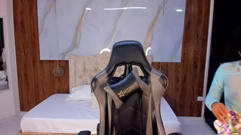 lia_16_ online show from May 2026 11:06:02 AM