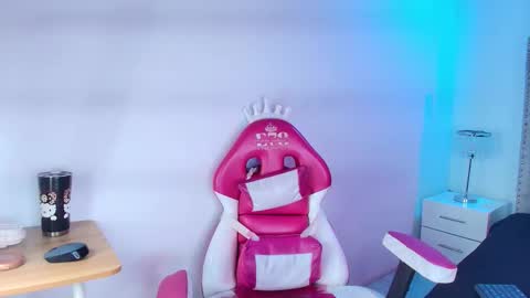 Lia  online show from January 2026 03:44:02 AM