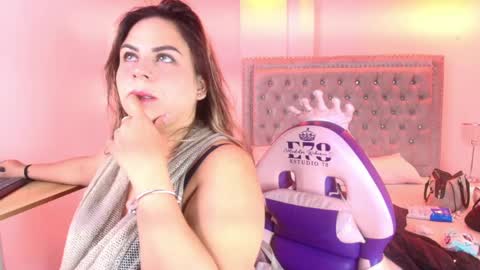 Lia  online show from June 2026 03:34:01 AM