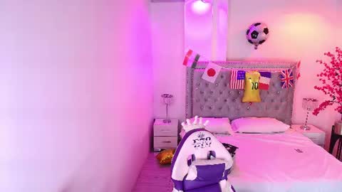 Lia  online show from June 2026 03:42:02 AM