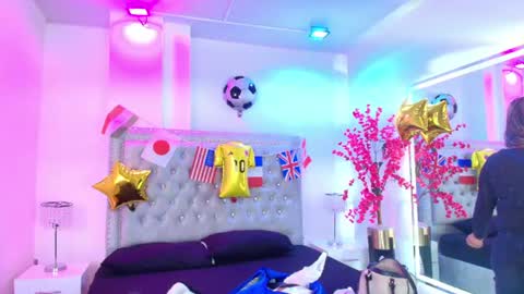 Lia  online show from June 2026 03:20:02 AM