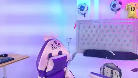 Lia  online show from July 2026 03:00:02 AM