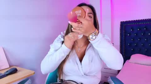Lia  online show from July 2026 03:02:01 AM