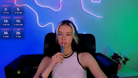lia_dream_ online show from June 2026 08:49:02 AM