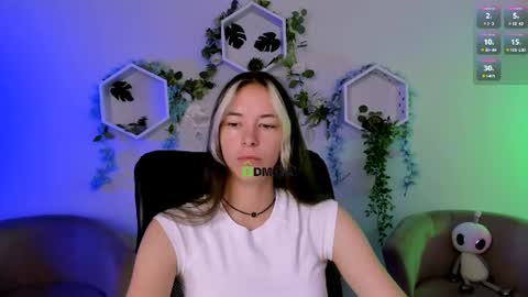 lia_dream_ online show from July 2026 08:32:01 AM