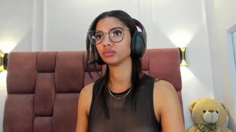 Snapshot of lia_girl2 chatting on January 2025 03:36:02 AM Lia online show from January 2025 03:36:02 AM