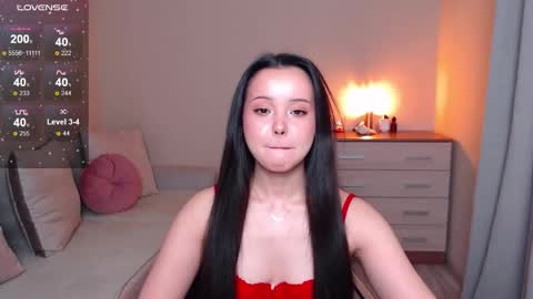 L I A online show from December 2025 05:42:02 PM