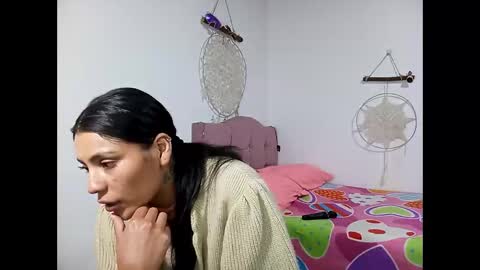 Lia online show from May 2026 10:17:01 PM