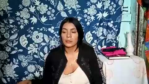 Lia online show from June 2026 10:08:02 PM