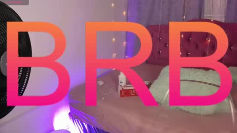 Snapshot of lia_little18 chatting on February 2025 06:22:02 AM lia_little18 online show from February 2025 06:22:02 AM