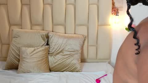 lia_mariana online show from November 2025 03:51:01 PM