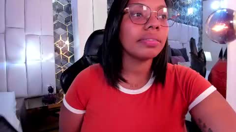 Snapshot of lia_mariana chatting on June 2026 09:09:01 PM lia_mariana online show from June 2026 09:09:01 PM