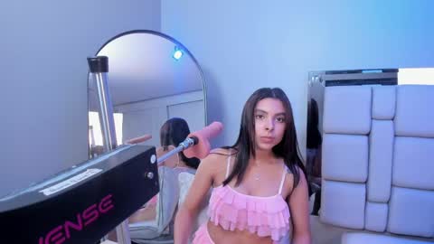 lia_owenss online show from May 2026 06:59:01 PM