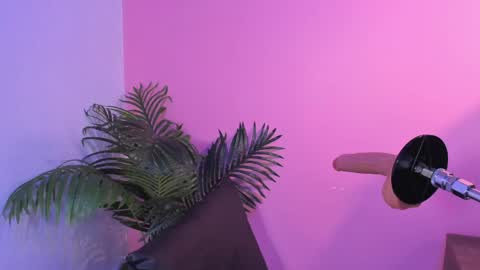 lia_owenss online show from June 2026 07:29:01 PM