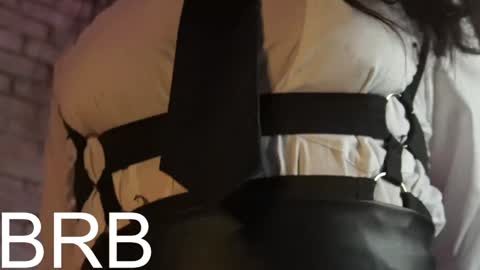 Snapshot of lia_owo chatting on December 2024 11:33:01 AM Liana online show from December 2024 11:33:01 AM