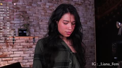 Snapshot of lia_owo chatting on January 2025 02:30:02 PM Liana online show from January 2025 02:30:02 PM