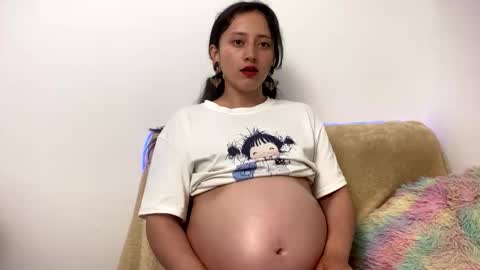Little Queen Lia  online show from May 2026 01:55:01 AM