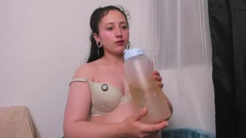 Little Queen Lia  online show from June 2026 01:28:02 AM