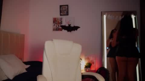 Snapshot of lia_russo_ chatting on October 2025 02:28:02 PM Lia online show from October 2025 02:28:02 PM