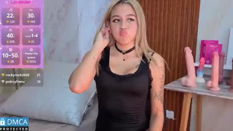 Snapshot of lia_summer1 chatting on September 2025 07:13:02 PM lia summer1 online show from September 2025 07:13:02 PM