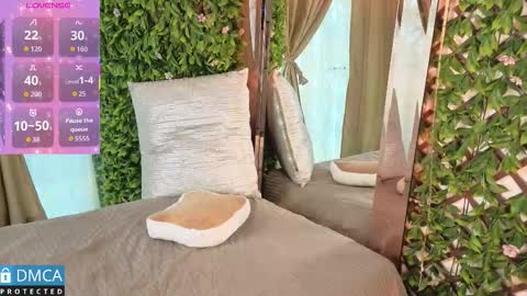 Snapshot of lia_summer1 chatting on October 2025 07:03:02 PM lia summer1 online show from October 2025 07:03:02 PM