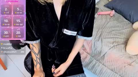 Snapshot of lia_summer1 chatting on November 2025 07:19:01 AM lia summer1 online show from November 2025 07:19:01 AM