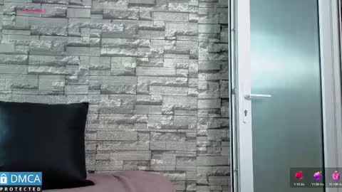 Snapshot of lia_summer1 chatting on January 2026 06:44:01 PM lia summer1 online show from January 2026 06:44:01 PM