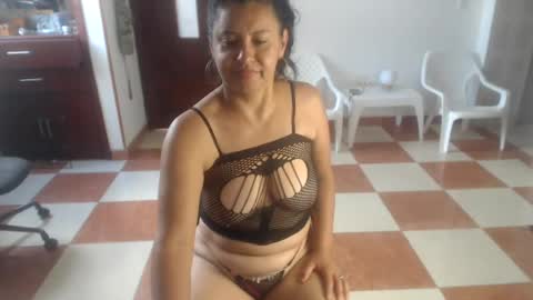 Lia online show from July 2026 08:33:02 PM
