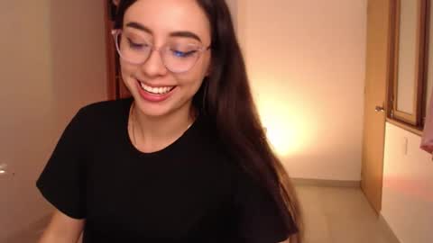 Snapshot of liaa_cute_ chatting on February 2026 12:03:01 AM lia online show from February 2026 12:03:01 AM