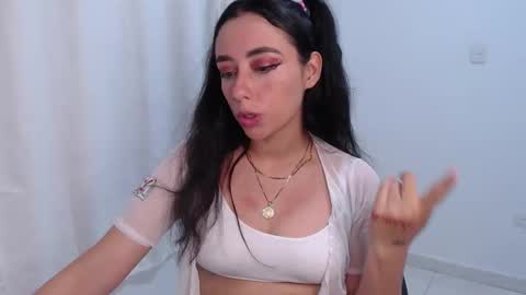 Snapshot of liaa_cute_ chatting on May 2026 04:07:02 AM lia online show from May 2026 04:07:02 AM