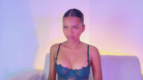 Lia online show from May 2026 08:14:02 PM