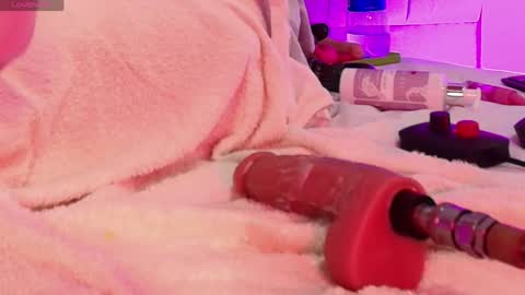 Liaa online show from April 2026 08:57:02 PM