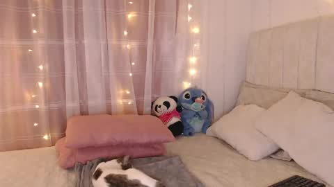 Snapshot of liabunny_ chatting on May 2026 12:41:01 AM Lia 3 online show from May 2026 12:41:01 AM