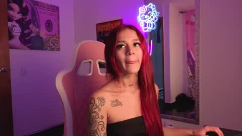 Lia Butera online show from October 2025 03:24:01 PM