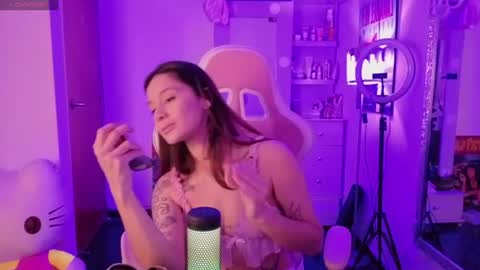Lia Butera online show from June 2026 08:19:02 PM