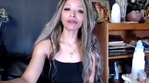 Snapshot of liadivina chatting on December 2024 09:42:01 AM Lia Divina online show from December 2024 09:42:01 AM