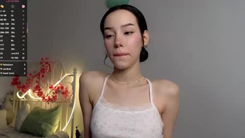 Lia  online show from January 2026 09:45:02 AM