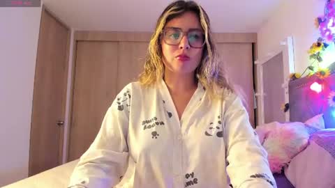 Lia  online show from July 2026 03:04:01 AM