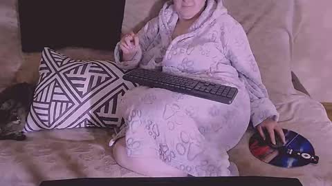 Snapshot of liahsofty chatting on January 2026 01:33:02 AM miss Lia colection for travel online show from January 2026 01:33:02 AM