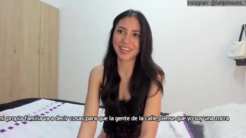 Lia Johnsons online show from March 2025 06:48:01 AM