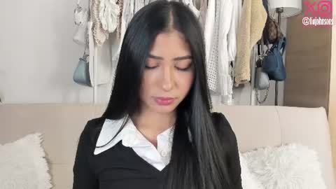 Snapshot of liajohnsons_ chatting on June 2026 03:08:02 AM Lia Johnsons online show from June 2026 03:08:02 AM