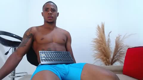 liam_bolt online show from July 2026 04:15:02 AM